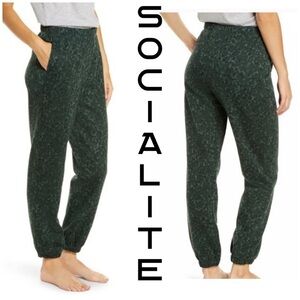 Socialite Cozy Lounge Jogger Pants. Green leopard print.  Soft fleece lining.